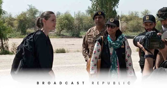Angelina Jolie arrives in Pakistan to support Flood Victims